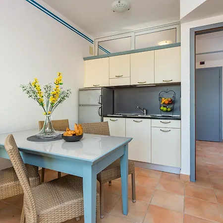 Family Del Mar Apart Otel